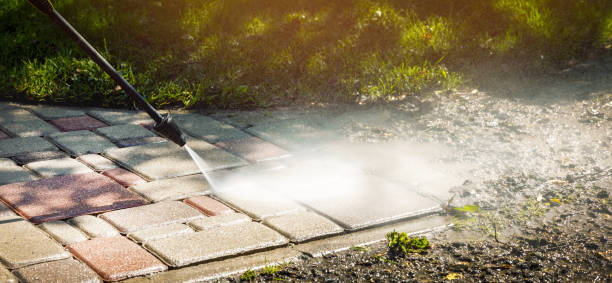 Best Gas Station Cleaning  in Lindsay, TX
